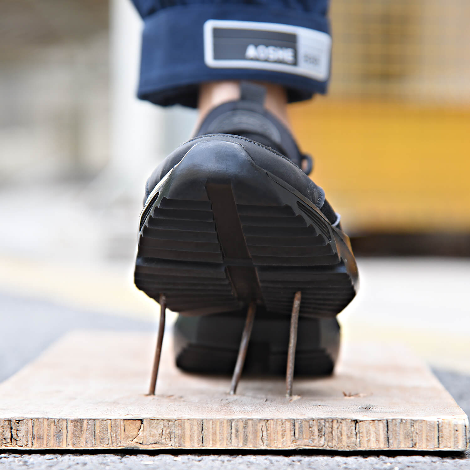 QD Steel Toe Lightweight Work Sneakers