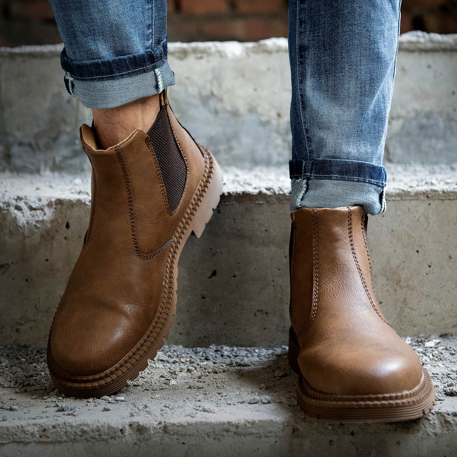 QD Waterproof Slip-On Steel Toe Boots