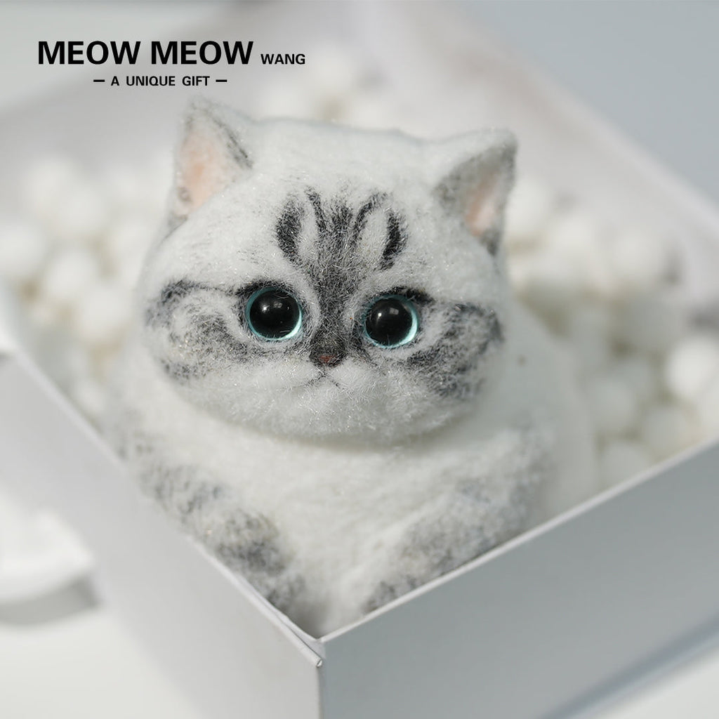 C08:White Chubby Dumpling Squishy Cat