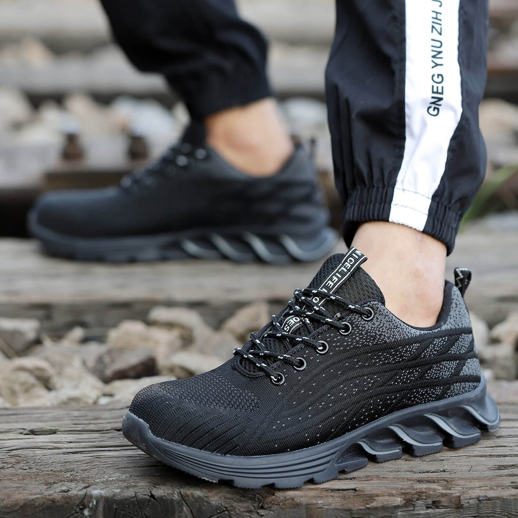 QD Steel Toe Non-Slip Work Sneakers