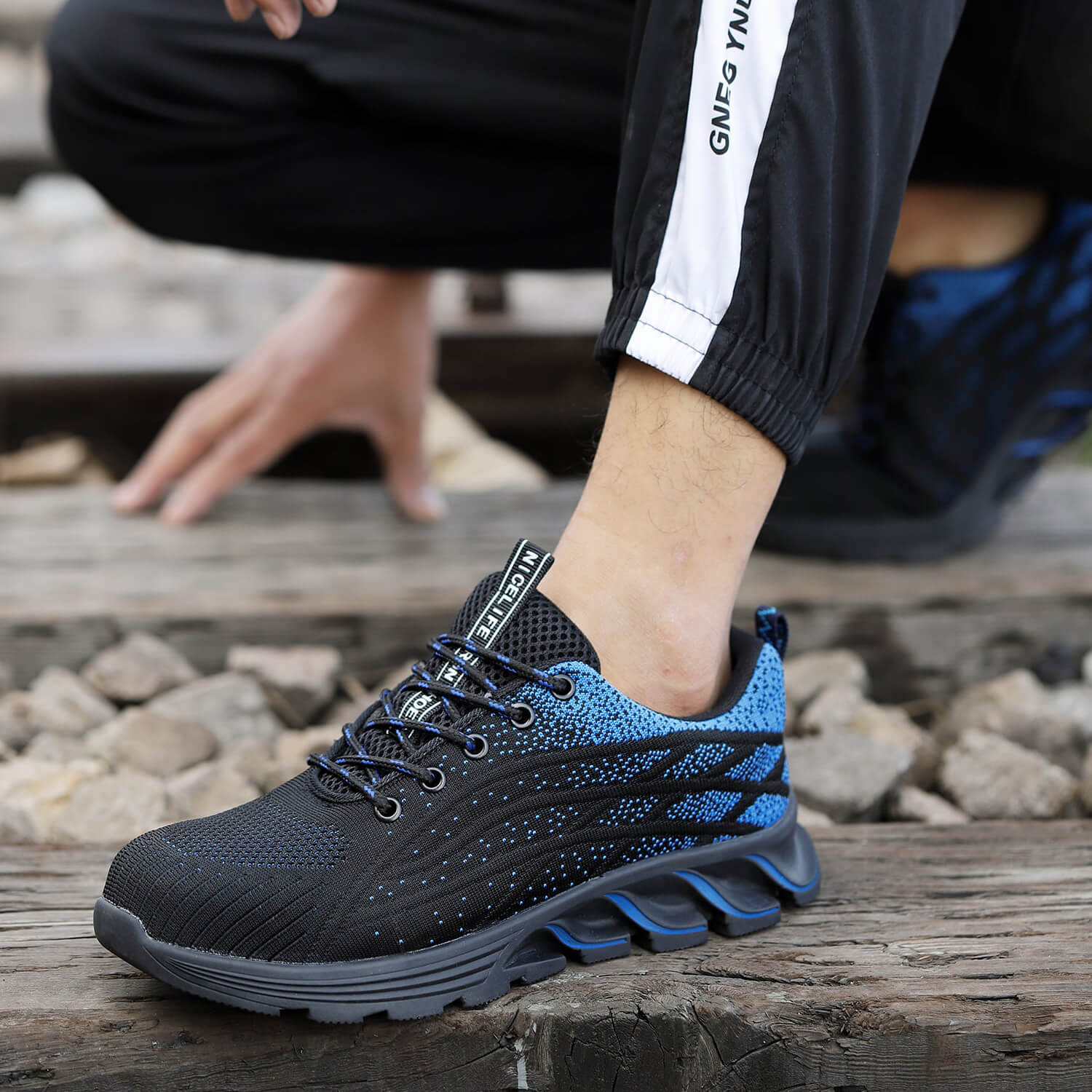 QD Steel Toe Non-Slip Work Sneakers